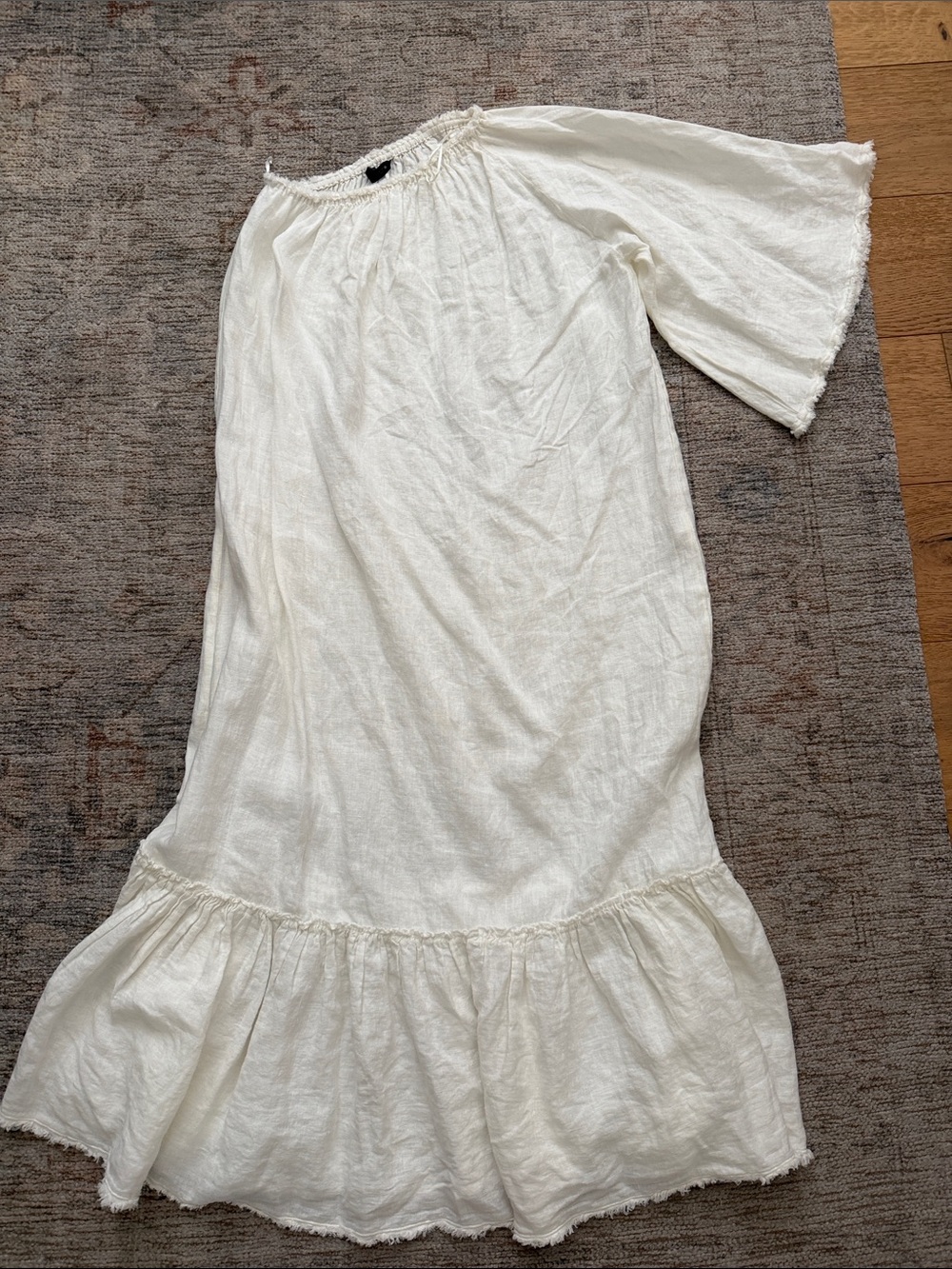 Zara One-Shoulder off white Ruffle-Hem Dress